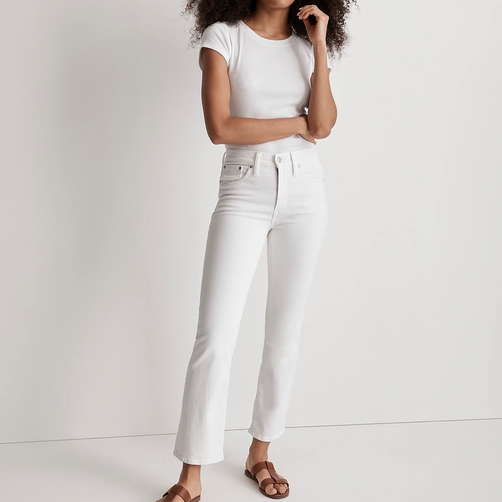 Like NEW Madewell Kick out crop jeans- white size 31